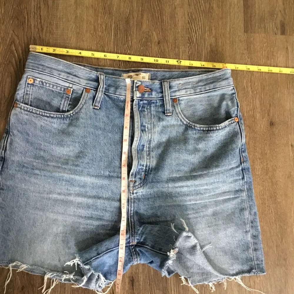 Madewell High-Rise Long Denim Shorts in Brightwater Wash
